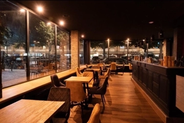 🇫🇷 Soirée Célibataires avec snacks - 45-60 (Édition Genevoise)