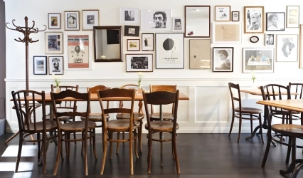 🇫🇷 Dîner entre célibataires francophones au franzos - 45-60